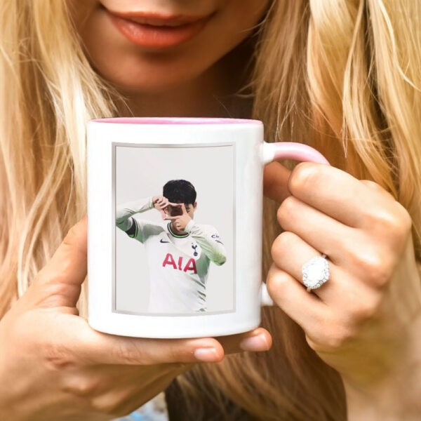 Son Heung-min Celebrates – Camera Moment Tottenham Hotspur Mug